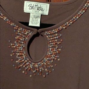 Brown button hole embellished 3/4 sleeve shirt